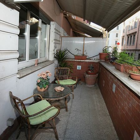 Anna A San Pietro Holiday House โรม ภายนอก รูปภาพ